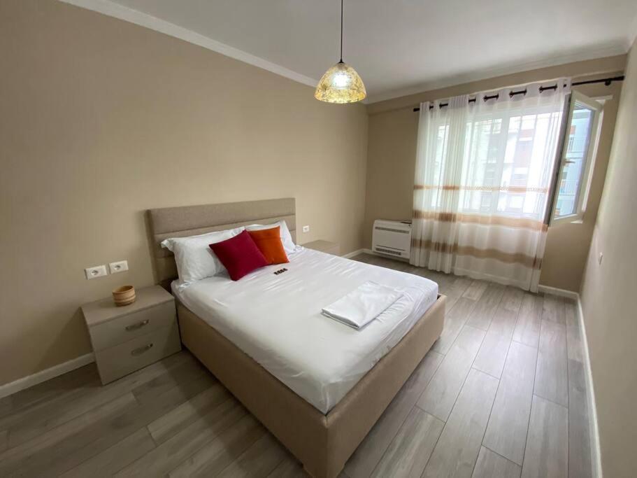 Cozy Flat Appartments In Appartement Tirana